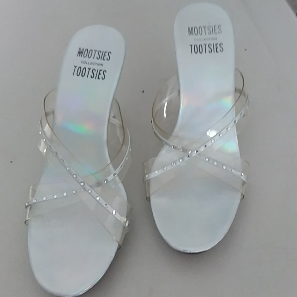 MOOTIES TOOTSIES